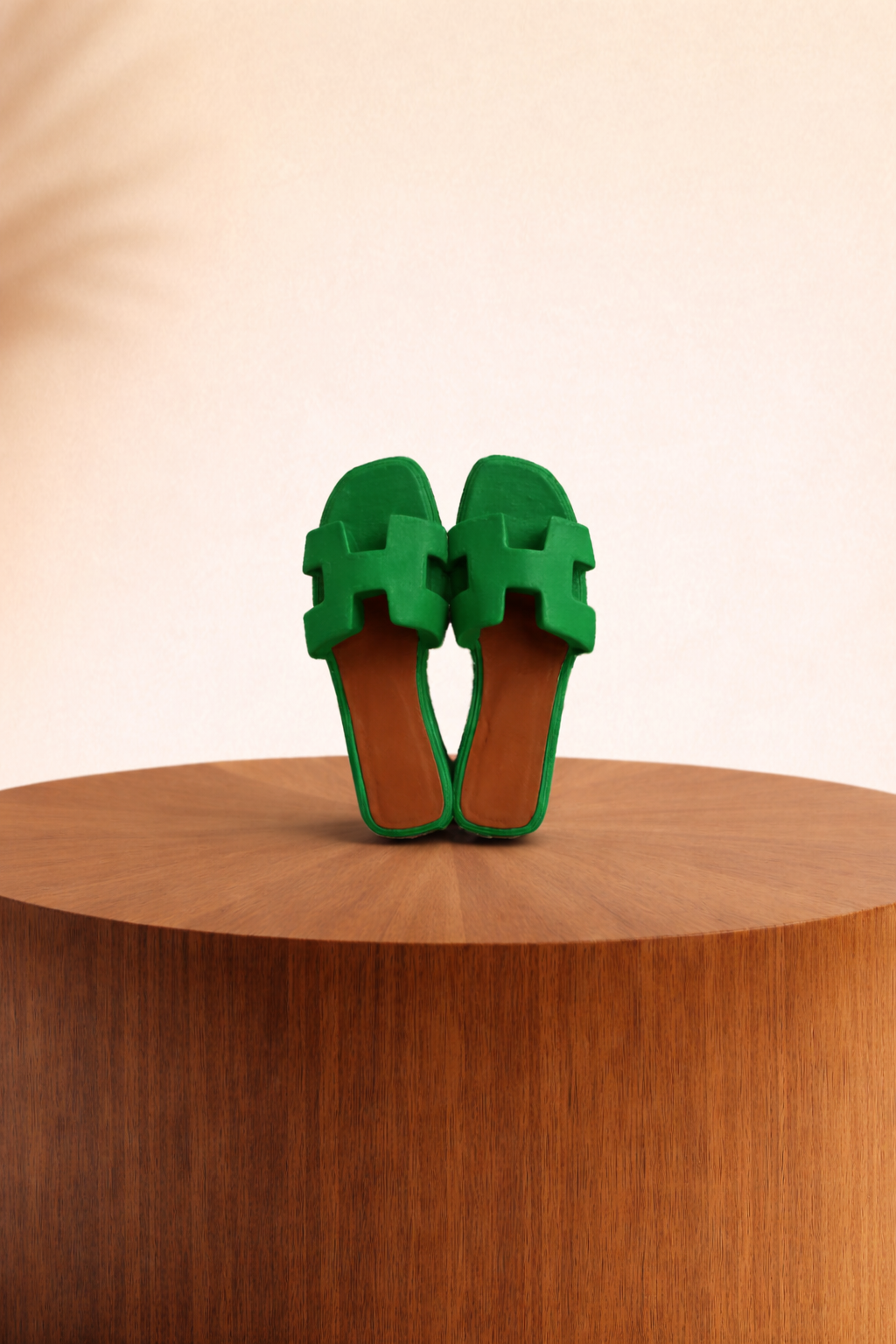 Noir Scents – Emerald Step Slides